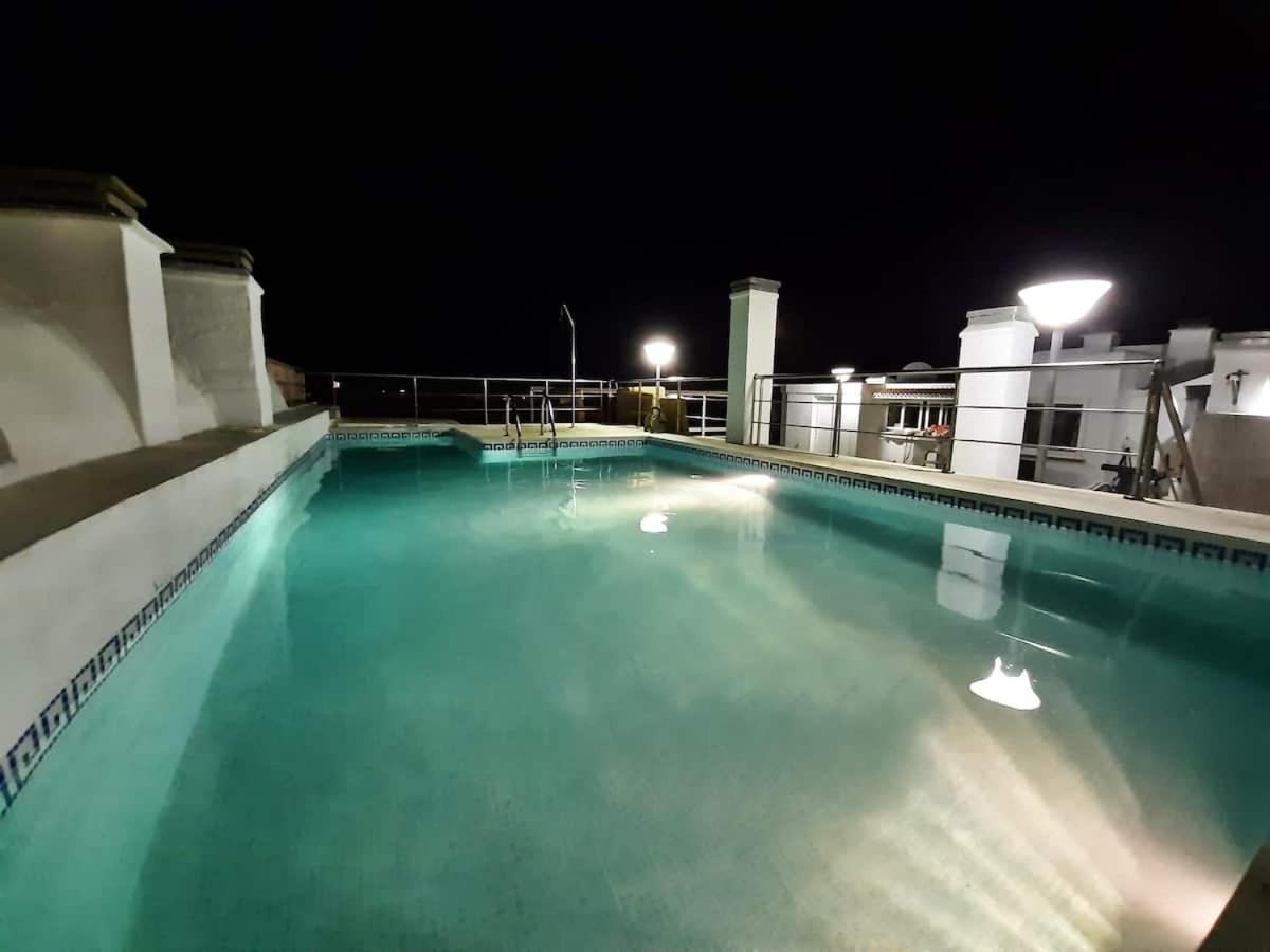 Penthouse With Private Pool, Hot Tub Jacuzzi With Sea Views And Chill-Out Zone, Close To The Sea マルベーリャ エクステリア 写真